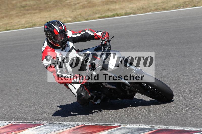 Archiv-2022/54 13.08.2022 Plüss Moto Sport ADR/Einsteiger/30